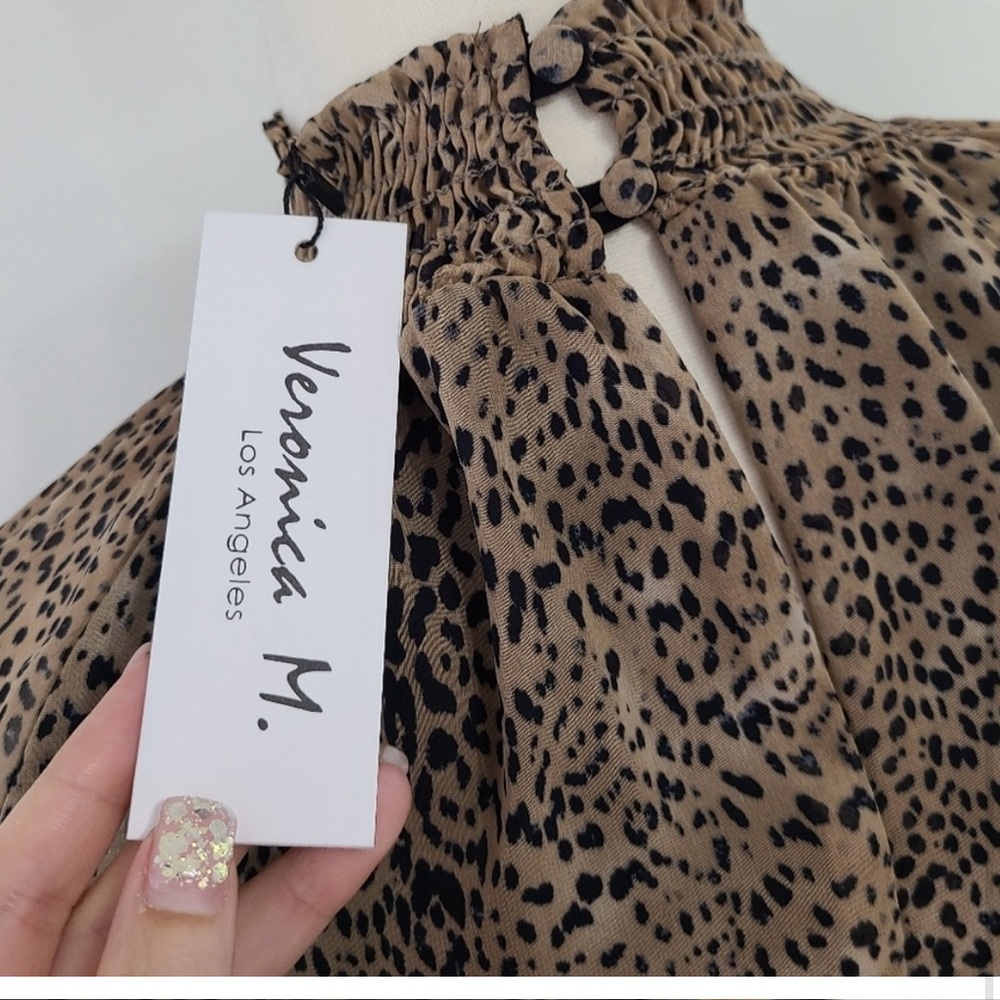 Veronica M Smocked cheetah print dress mini long sleeve mock neck sz medium NWT - Picture 3 of 6